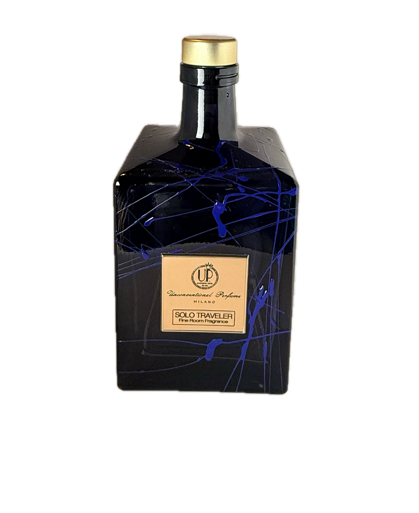 SOLO TRAVELER IN ACTION